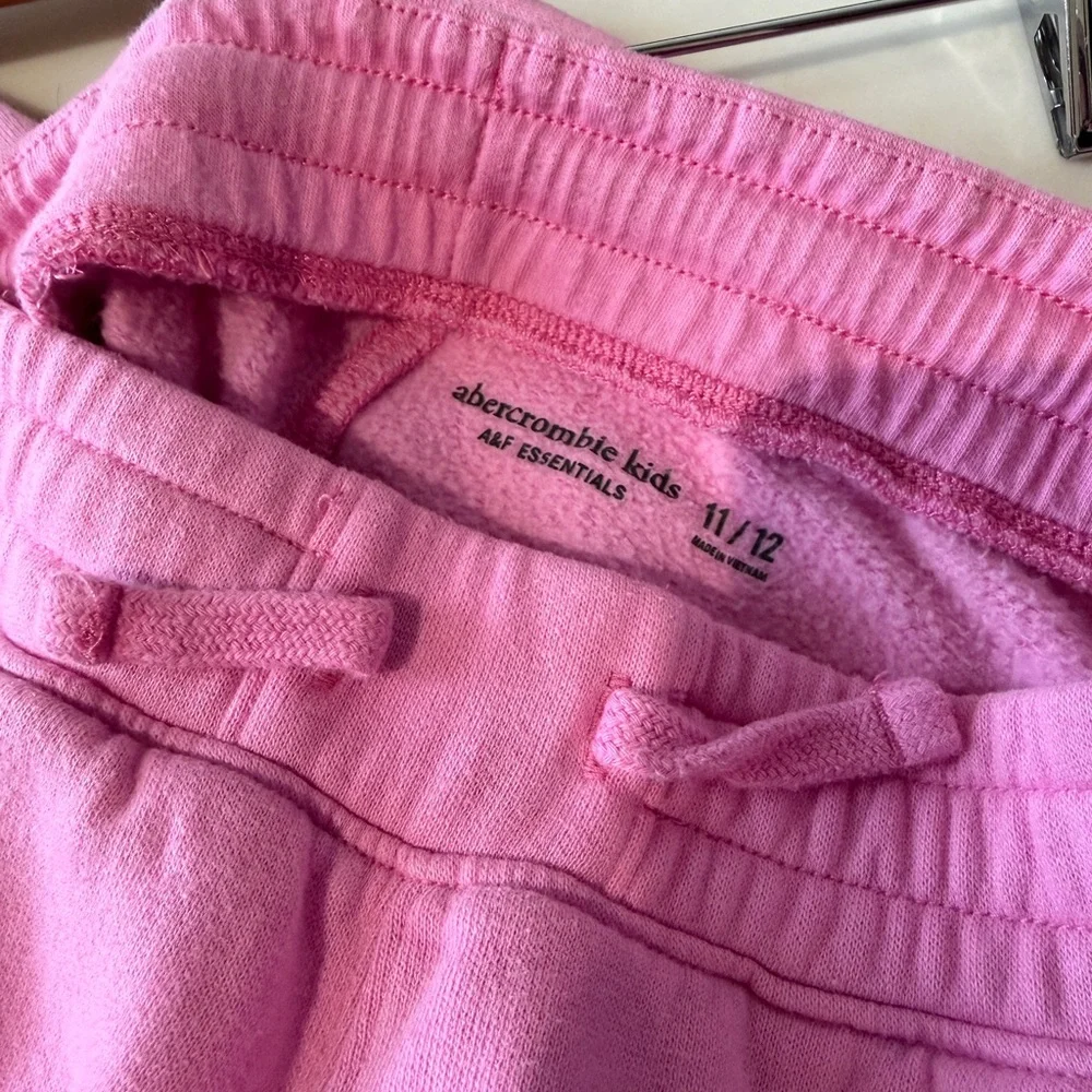 abercrombie kids vibrant pink